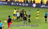 德布劳内重伤倒地，C罗全队围拢祈祷，场面感人